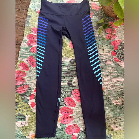 Gap Fit Leggings size small women’s blue gently used great condition - Picture 1 of 6